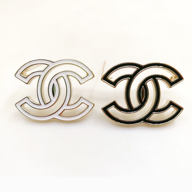 Ch*el brooches